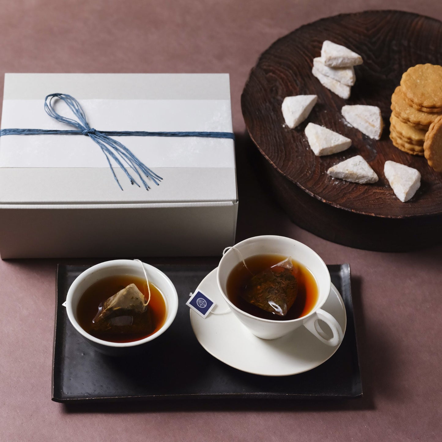 【11/1～予約受付開始】INFINI＆なべしま銘茶　クッキーとお茶のセット