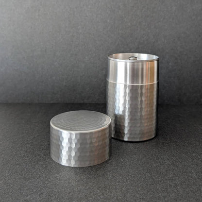 ステンレス茶筒（鎚目・ツヤ消し仕上げ）